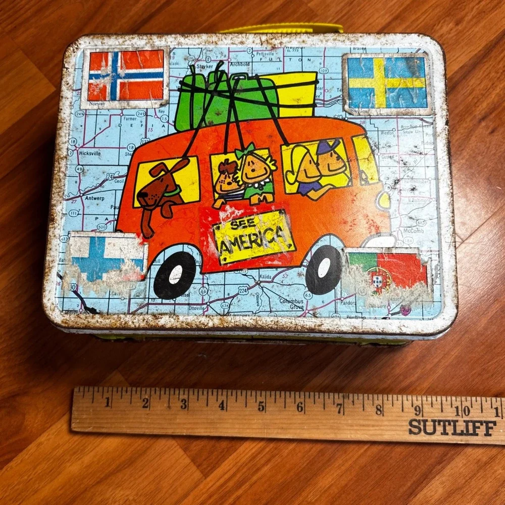 Vintage See America Metal Lunchbox, Cartoon Travel Van, Map‎ Background